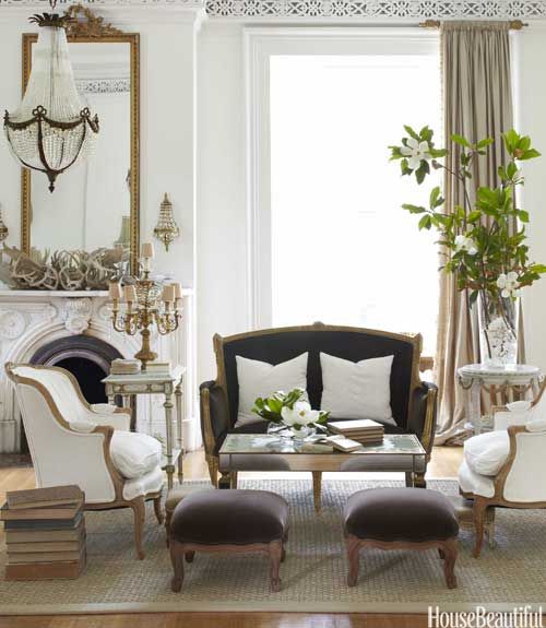 gorgeous antique gold mirror in a classic living room